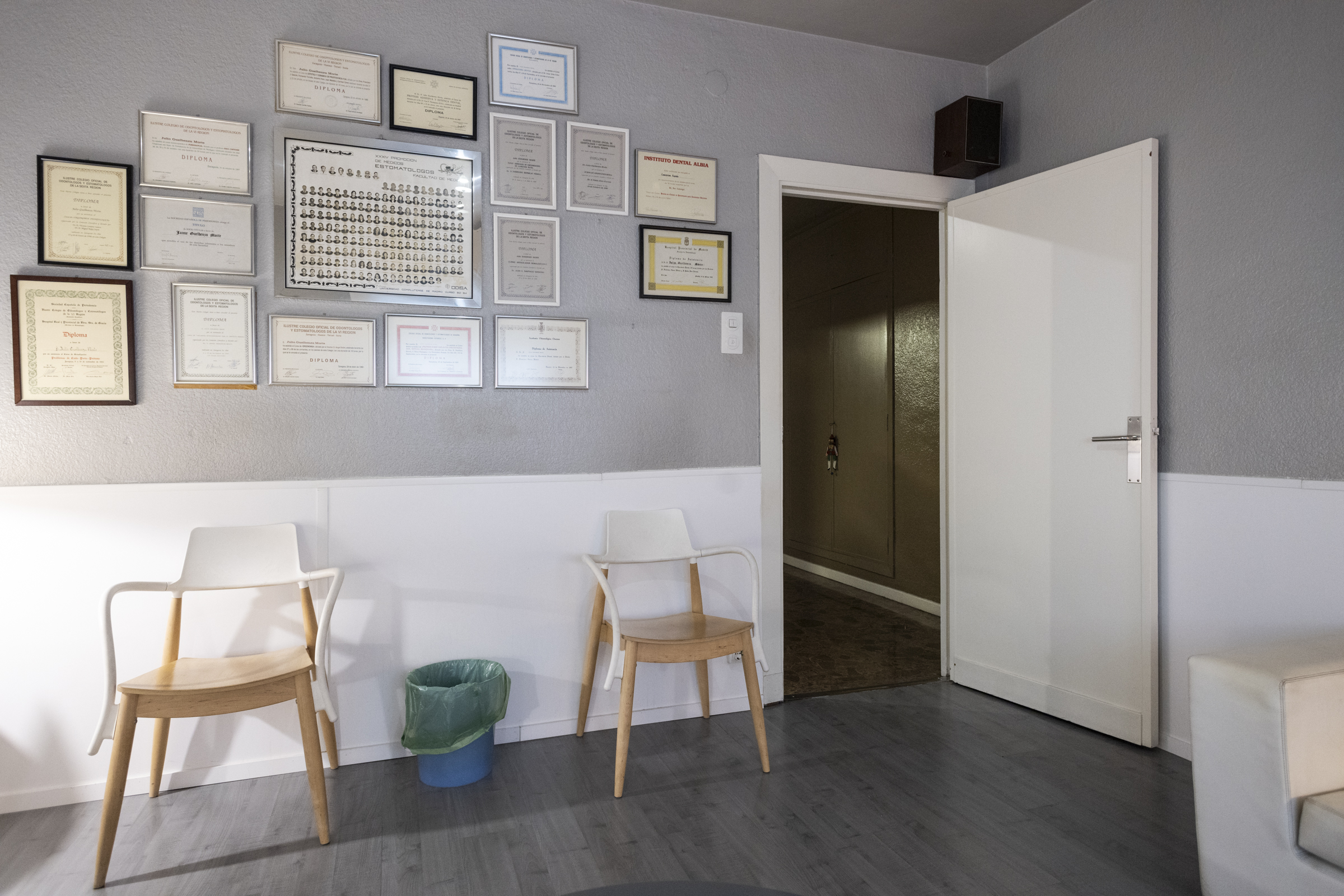 Julio Guelbenzu dentista odontólogo dientes dentadura medicina Zaragoza Aragón endodoncia